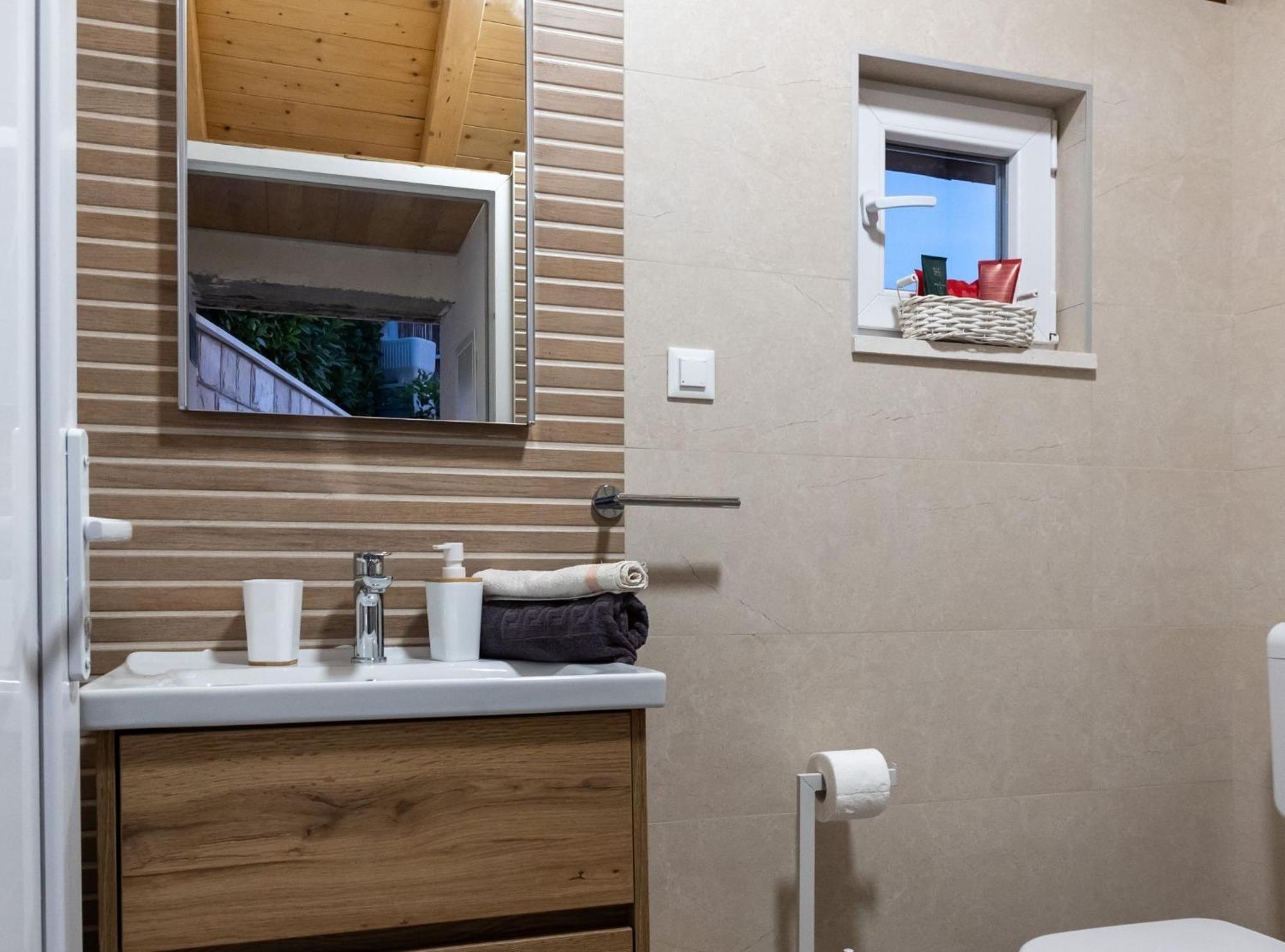 Villa Source With Private Pool Pridvorje المظهر الخارجي الصورة