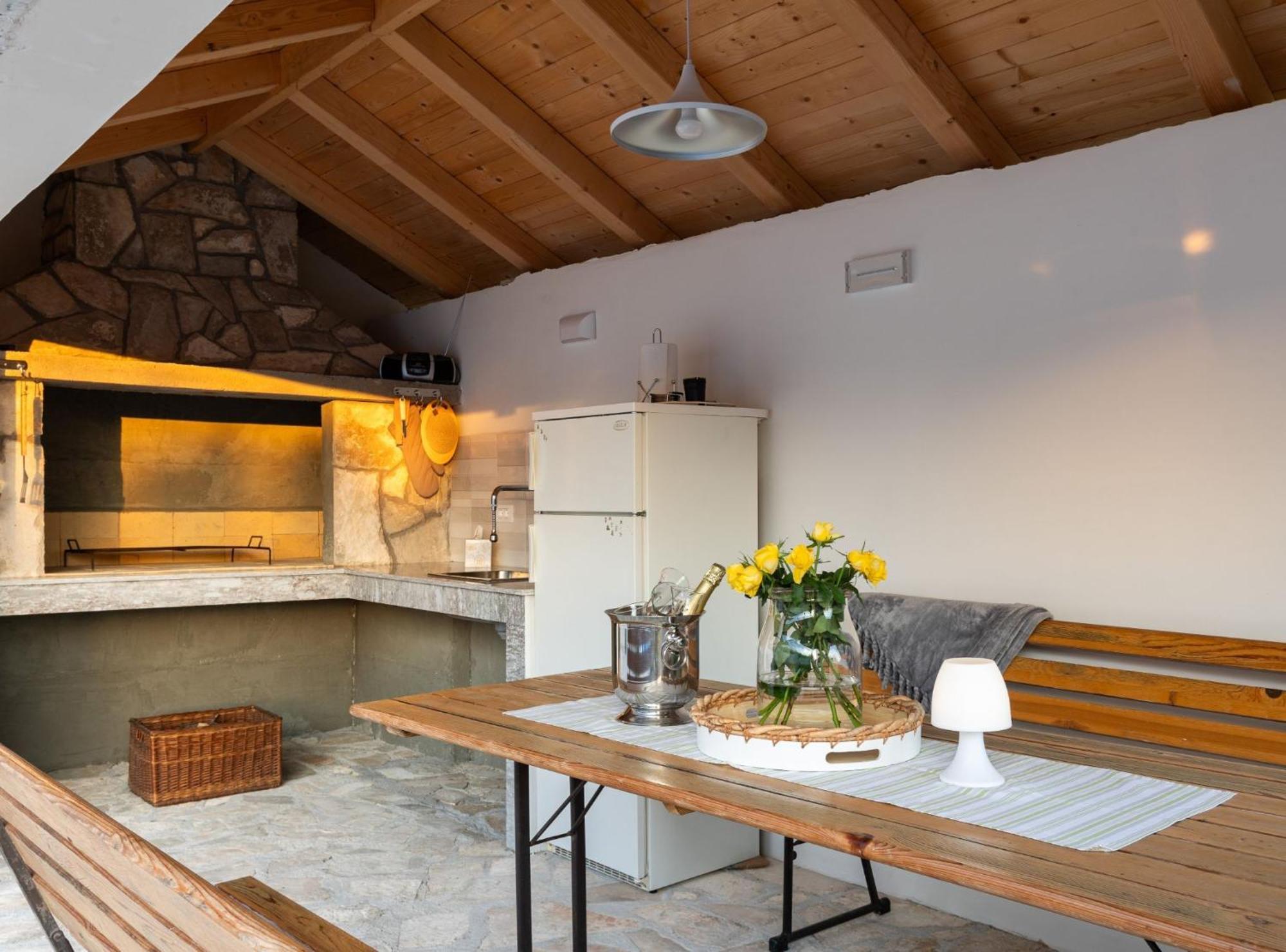 Villa Source With Private Pool Pridvorje المظهر الخارجي الصورة
