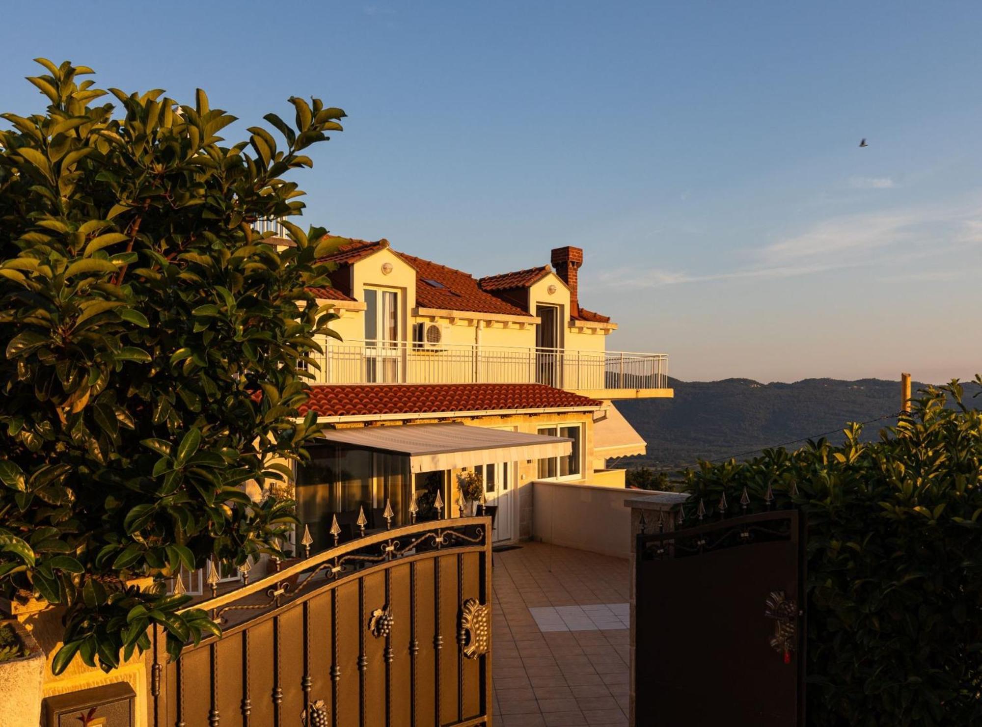 Villa Source With Private Pool Pridvorje المظهر الخارجي الصورة